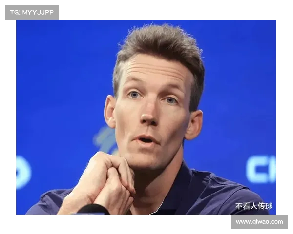邓利维谈未来:上赛季表现不错,但只有改变才能迎接真正突破(迈克.邓利维) 邓利维谈未来:上赛季表现不错,但只有改变才能迎接真正突破(迈克.邓利维)